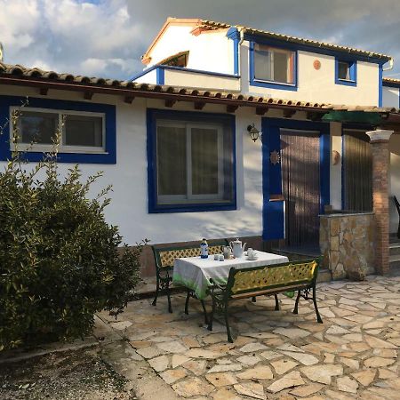 Villa Facen Gardeládes المظهر الخارجي الصورة